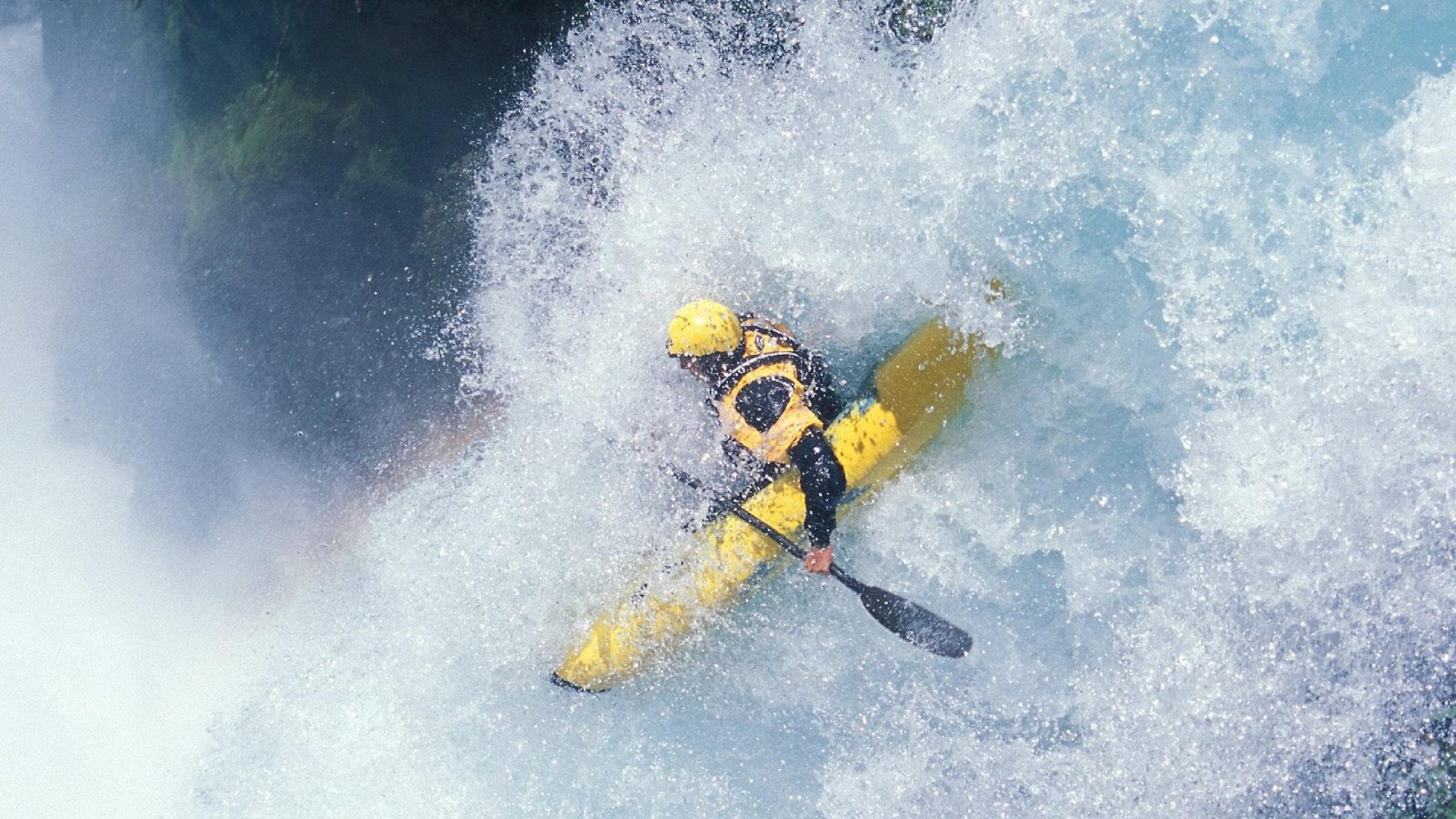 锡安爆发撕裂防线,勇士式连续得分狂潮彻底压制广东