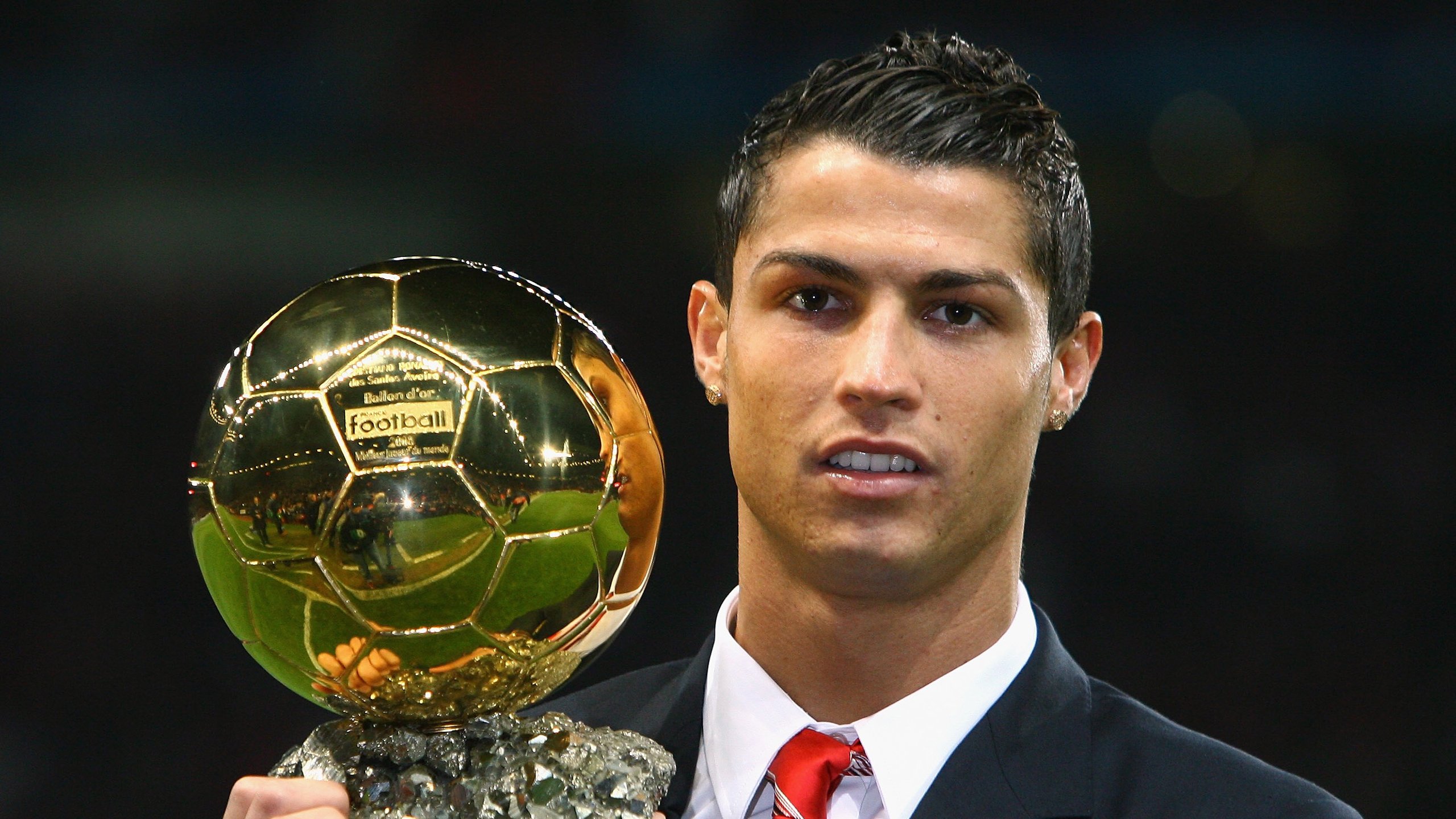 伊拉克压哨击败亚特兰大，黄喜灿关键回合不手软，亚洲足球的逆袭时刻与身份重构